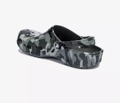 Качествени обувки crocs с камуфлажен дизайн